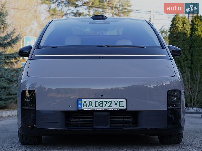 Минивэн Li Auto MEGA 2025 в Киеве