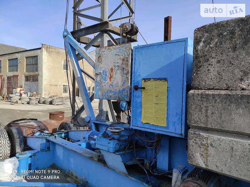 Башенный кран Liebherr 25K 1983 в Ужгороде
