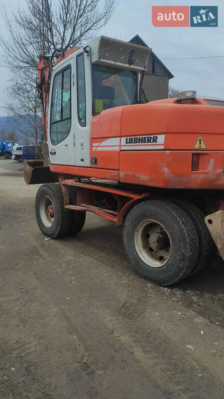Колесный экскаватор Liebherr 314 2005 в Надворной