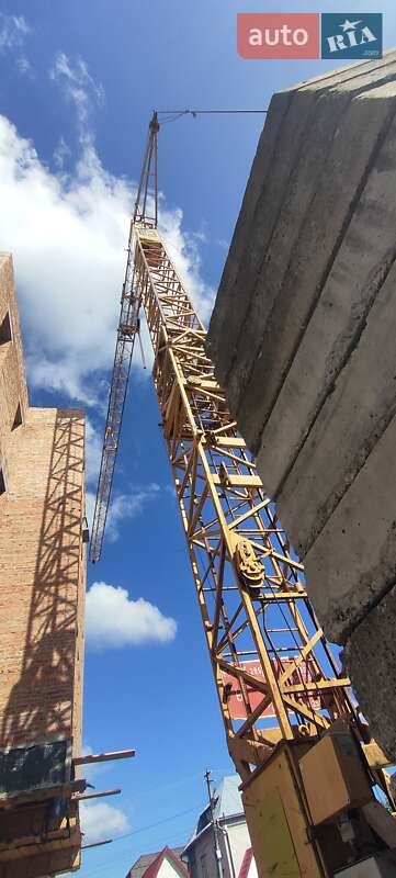 Баштовий кран Liebherr 60K 1983 в Львові