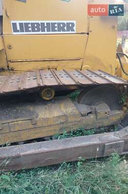 Бульдозер Liebherr 712 1996 в 