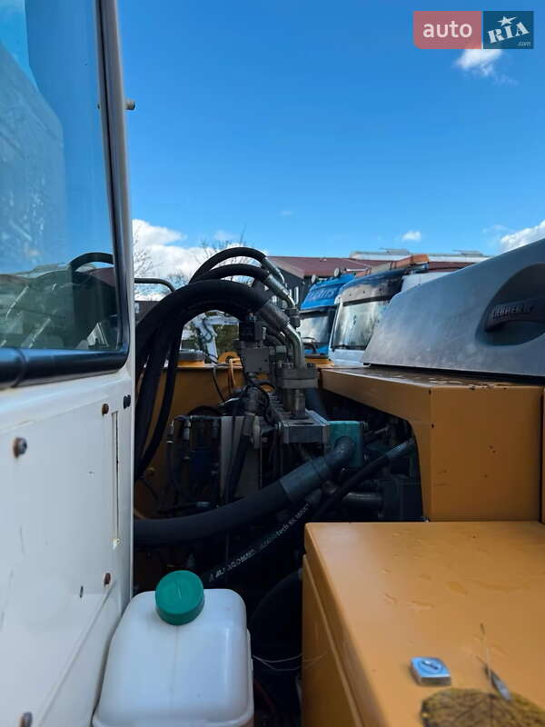 Гусеничний екскаватор Liebherr 900 Litronic 2008 в Чернівцях