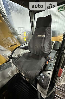 Гусеничный экскаватор Liebherr 904 2005 в 