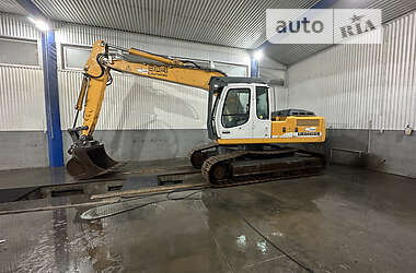 Гусеничный экскаватор Liebherr 904 2005 в 