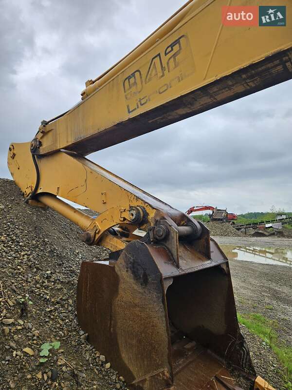 Экскаватор Liebherr 942 1998 в Надворной