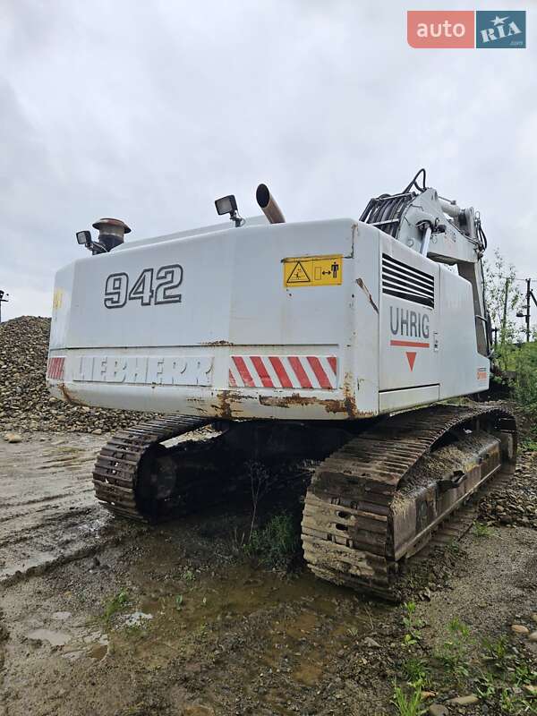 Экскаватор Liebherr 942 1998 в Надворной
