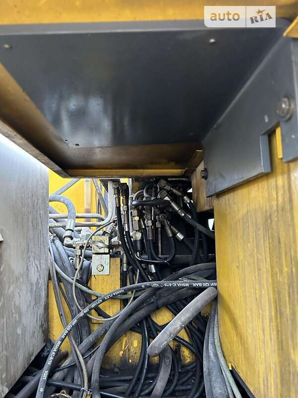 Колесный экскаватор Liebherr A 900 2005 в Путиле