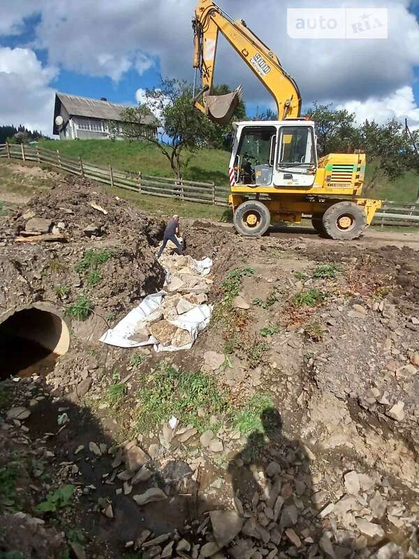 Колесный экскаватор Liebherr A 900 2005 в Путиле