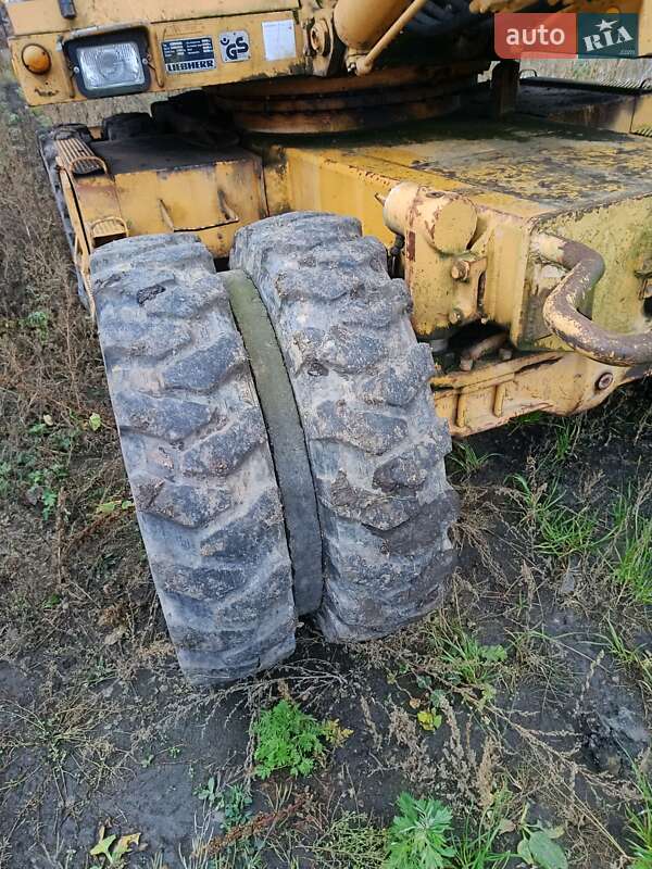 Эвакуатор Liebherr A 902 1990 в Луцке