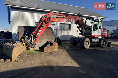 Колесный экскаватор Liebherr A316 2010 в Черновцах