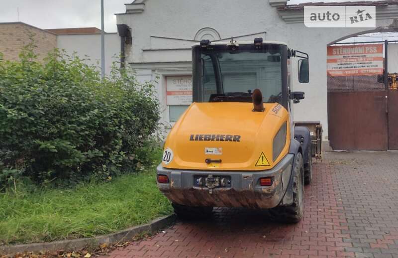Фронтальный погрузчик Liebherr L 509 2016 в Хусте