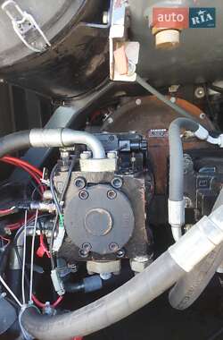 Фронтальный погрузчик Liebherr L 544 2003 в 