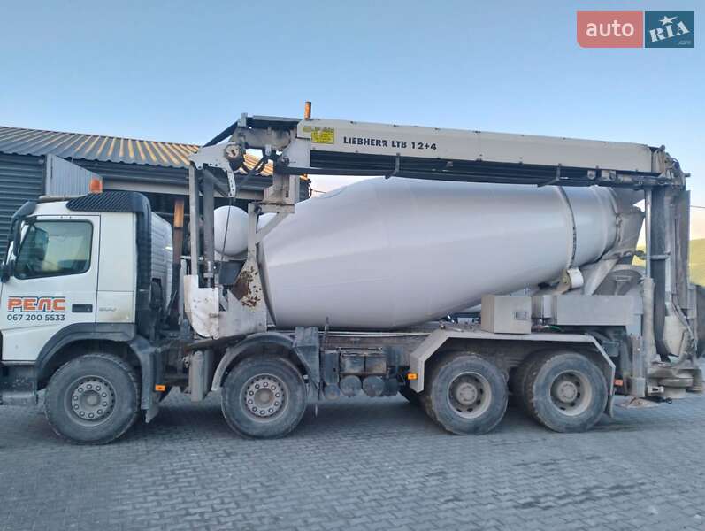 Бетономешалка (Миксер) Liebherr LT 2012 в Бурштыне
