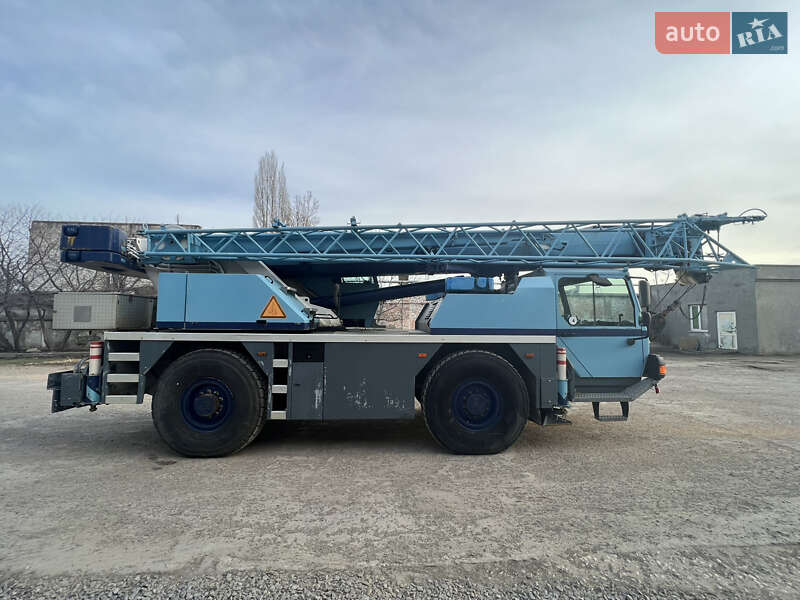 Автокран Liebherr LTM 1030 2000 в Черноморске