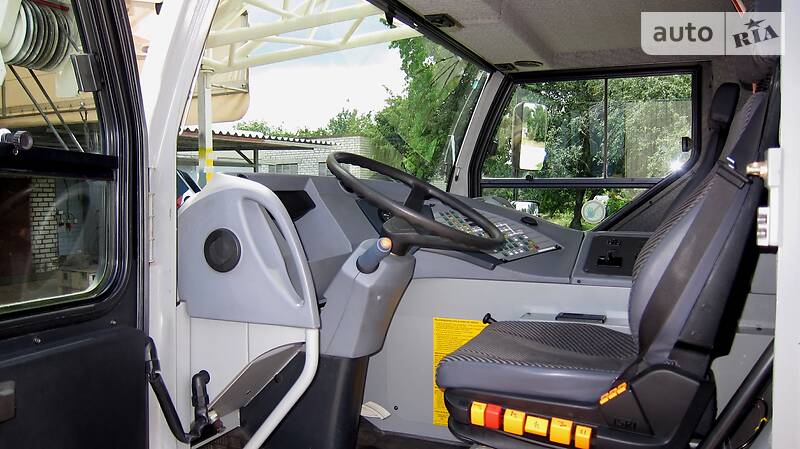 Автокран Liebherr LTM 2003 в Кременчуці