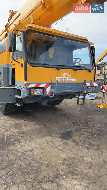 Автокран Liebherr LTM 2000 в 