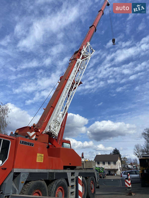 Автокран Liebherr LTM 2001 в Львові