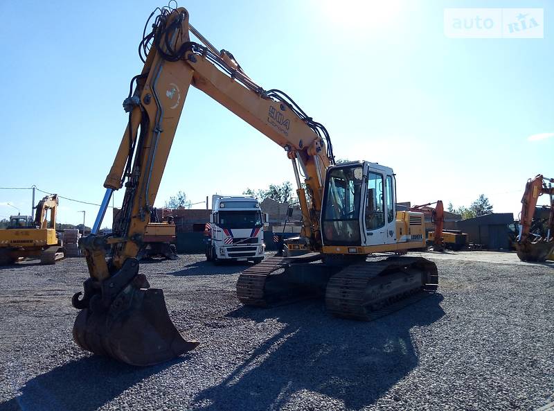 Гусеничный экскаватор Liebherr R 906 2007 в Львове