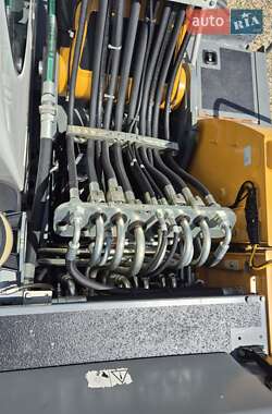 Колесный экскаватор Liebherr R 918 2016 в 