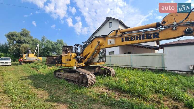 Гусеничный экскаватор Liebherr R 924 2009 в Павлограде фото 3 Гусеничный экскаватор Liebherr R 924 2009 в Павлограде
