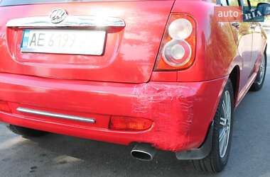 Хетчбек Lifan 320 2012 в 