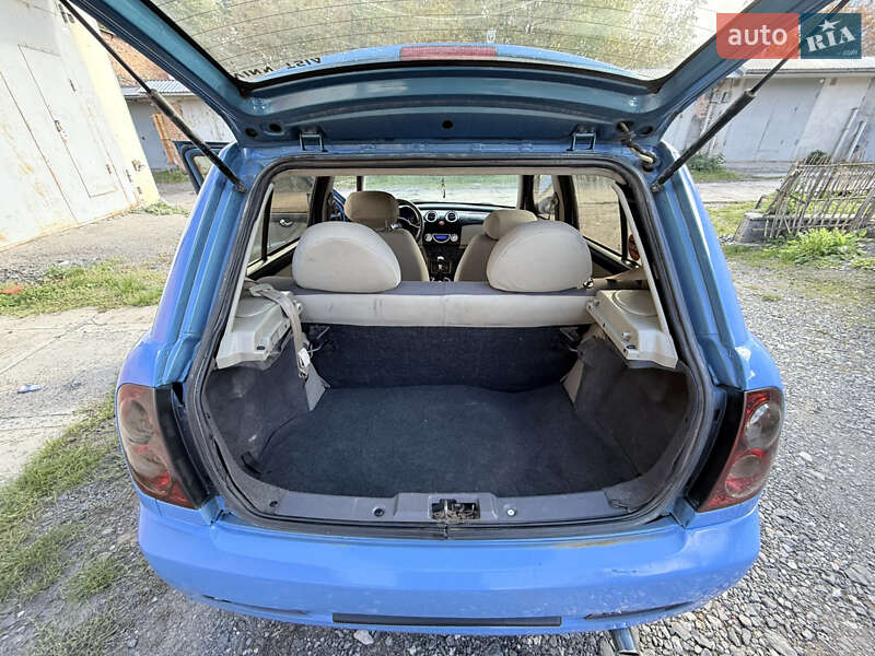 Хэтчбек Lifan 320 2011 в Хмельницком