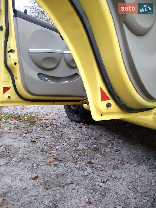 Хэтчбек Lifan 320 2011 в Борисполе