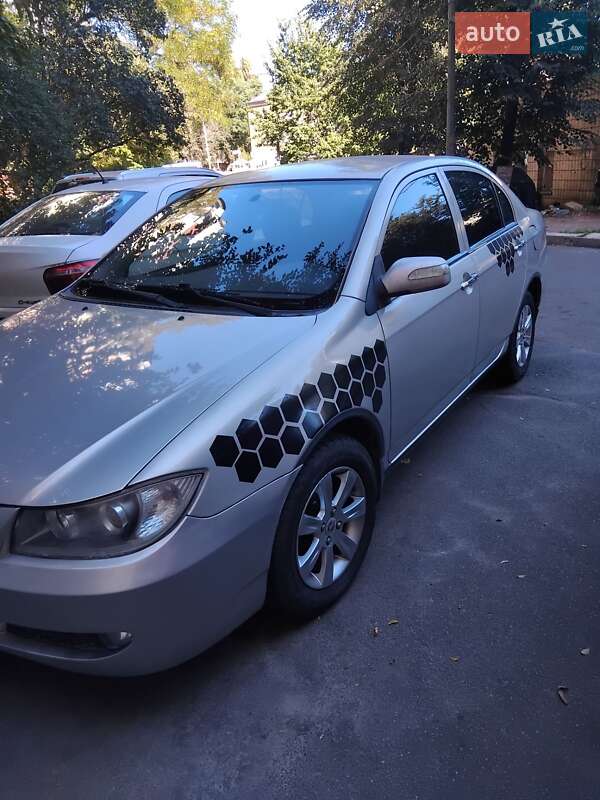 Седан Lifan 620 2012 в Киеве