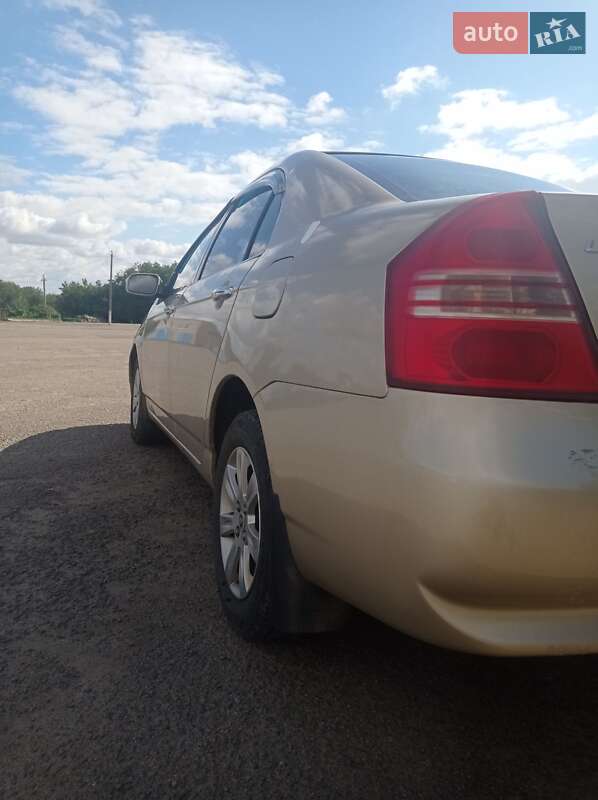 Седан Lifan 620 2011 в Тростянце