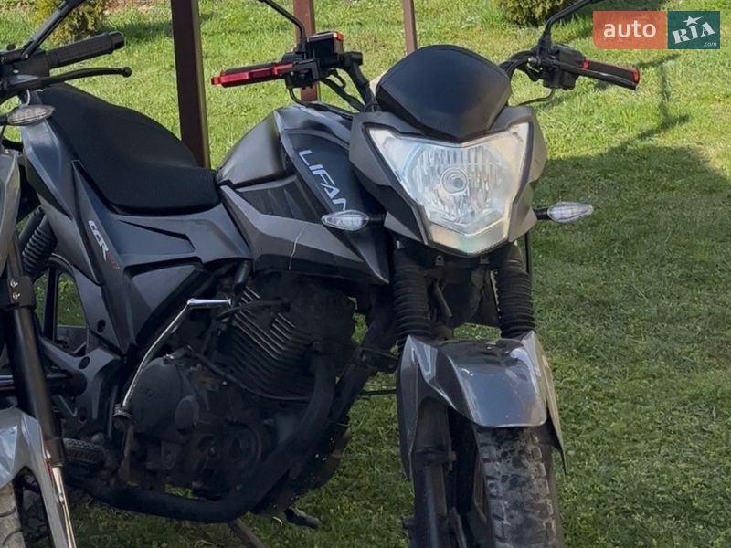 Мотоцикл Классік Lifan CCR 2017 в Стебнику