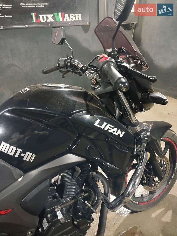 Мотоцикл Классік Lifan Irokez 2018 в Стрию