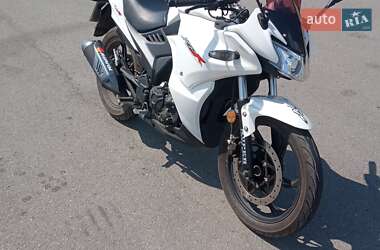Мотоцикл Классик Lifan KP 200 2021 в 
