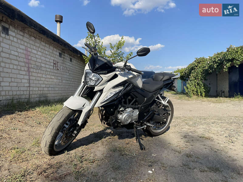 Мотоцикл Без обтекателей (Naked bike) Lifan KP 350 2020 в Павлограде фото 2 Мотоцикл Без обтекателей (Naked bike) Lifan KP 350 2020 в Павлограде