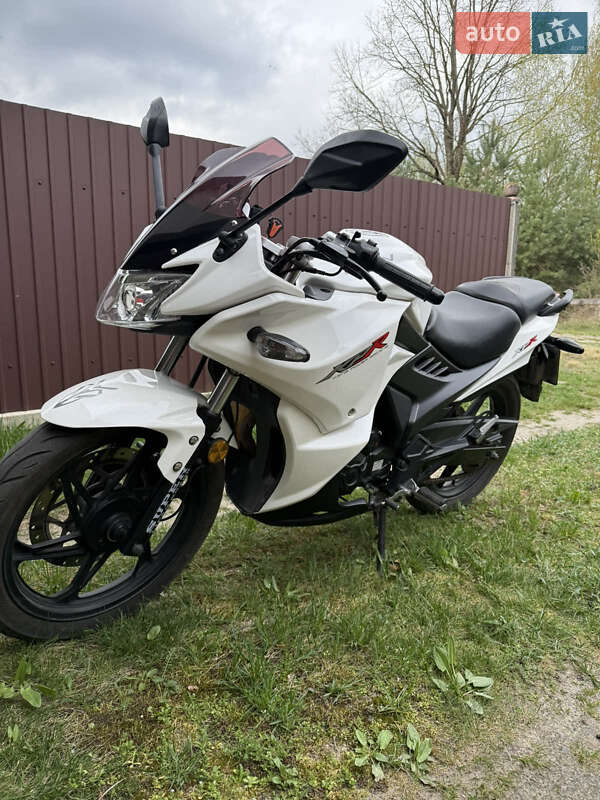 Мотоцикл Спорт-туризм Lifan KPR 2020 в 