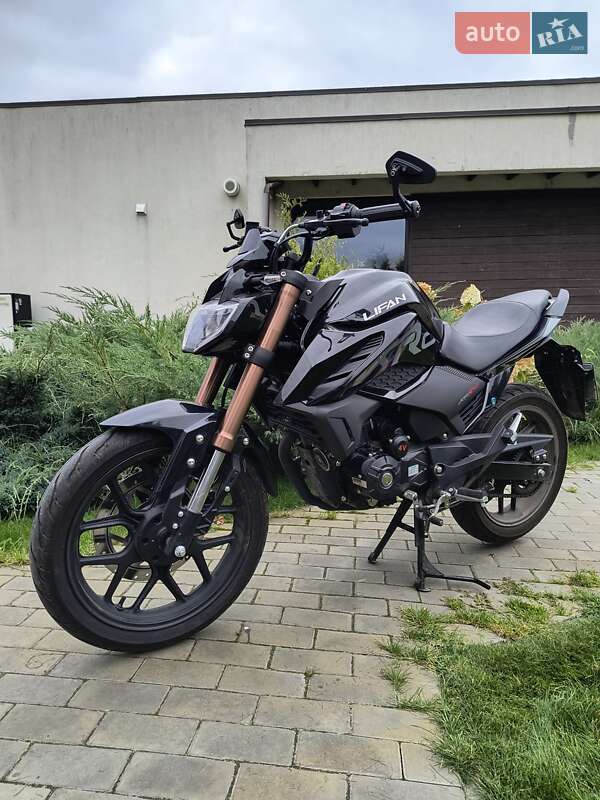 Мотоцикл Спорт-туризм Lifan KPS 200 2023 в Макарове фото 18 Мотоцикл Спорт-туризм Lifan KPS 200 2023 в Макарове