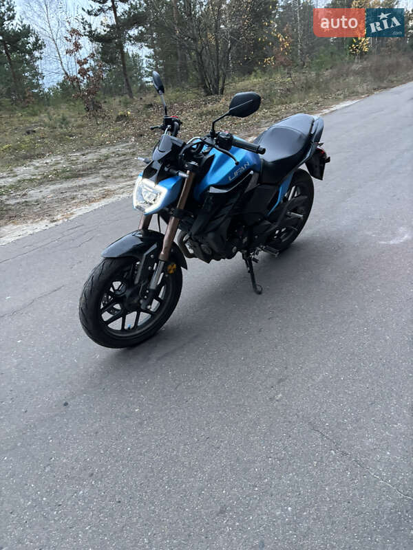 Мотоцикл Классик Lifan KPS 200 2025 в Камне-Каширском