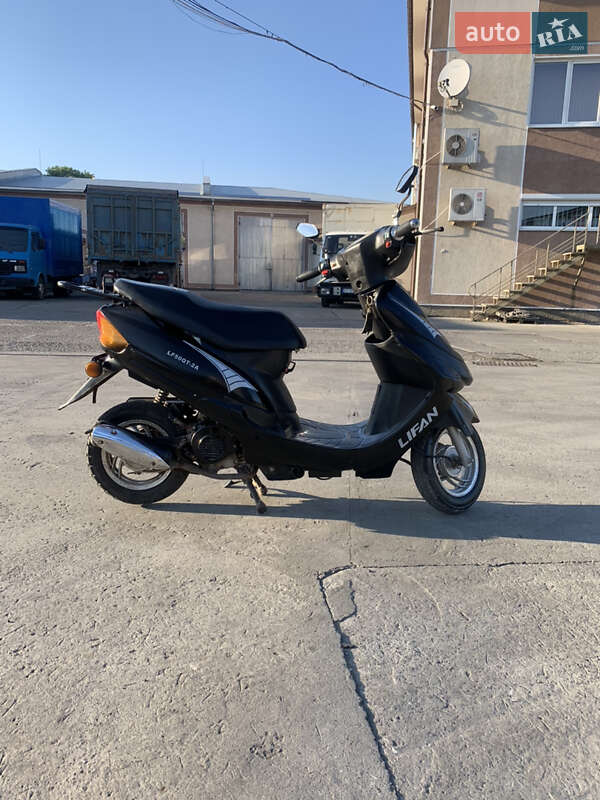 Скутер Lifan LF 50QT 2008 в Рожнятові