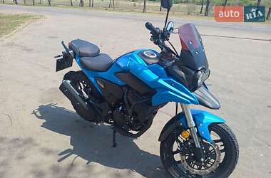 Мотоцикл Туризм Lifan LF200-10L (KPT) 2024 в 