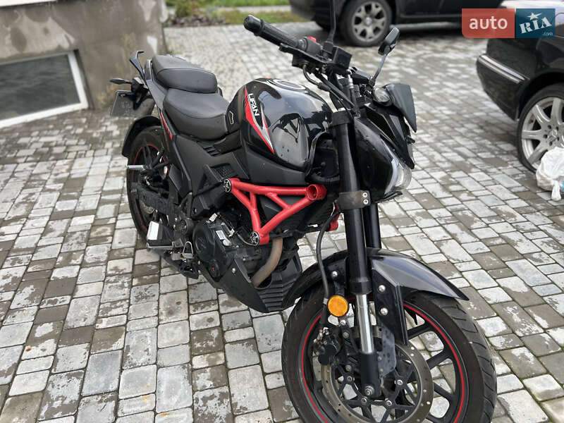 Мотоцикл Без обтекателей (Naked bike) Lifan SR 200 2020 в Василькове фото 4 Мотоцикл Без обтекателей (Naked bike) Lifan SR 200 2020 в Василькове