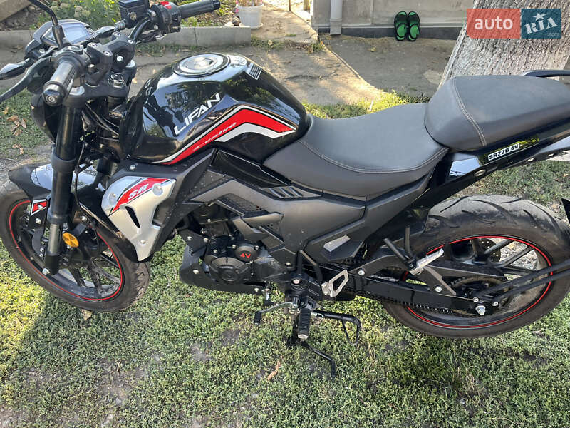 Мотоцикл Без обтекателей (Naked bike) Lifan SR 220 2024 в 