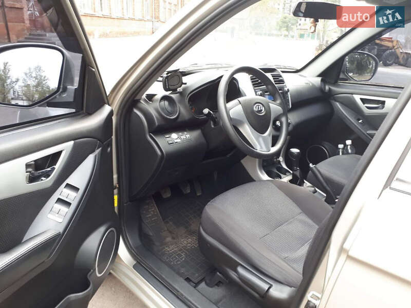 Внедорожник / Кроссовер Lifan X60 2014 в Киеве