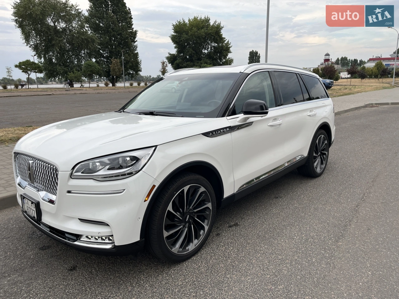 2021 Lincoln Aviator - мініатюра 21