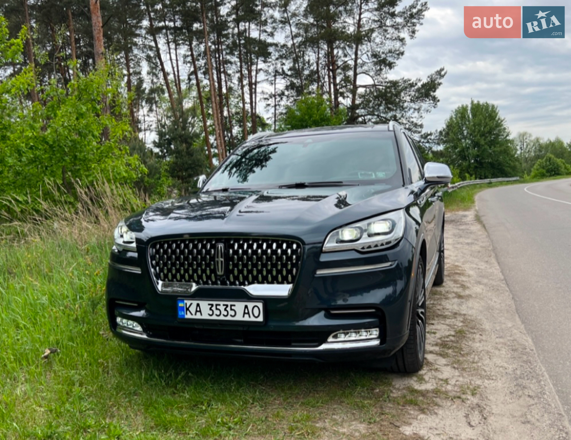2021 Lincoln Aviator - мініатюра 3