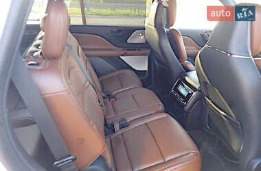 Внедорожник / Кроссовер Lincoln Aviator 2020 в 