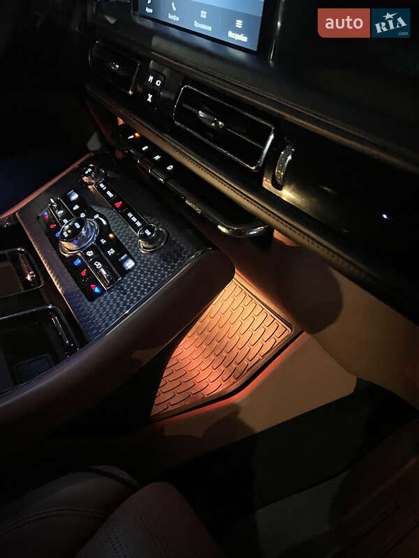 Внедорожник / Кроссовер Lincoln Aviator 2020 в Киеве