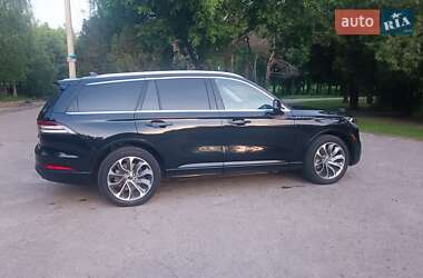Позашляховик / Кросовер Lincoln Aviator 2023 в 