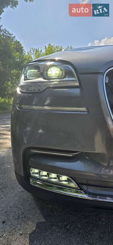 Внедорожник / Кроссовер Lincoln Aviator 2020 в Днепре