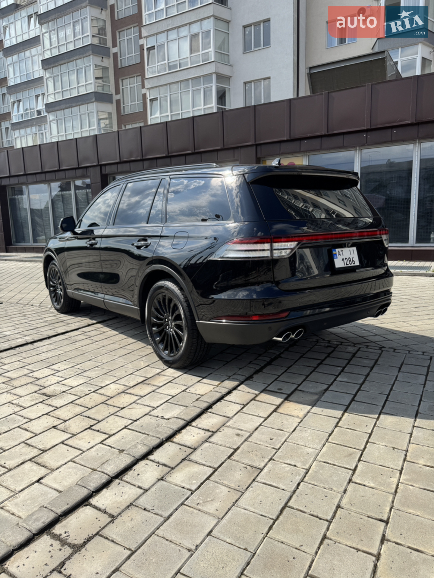 2020 Lincoln Aviator - мініатюра 8
