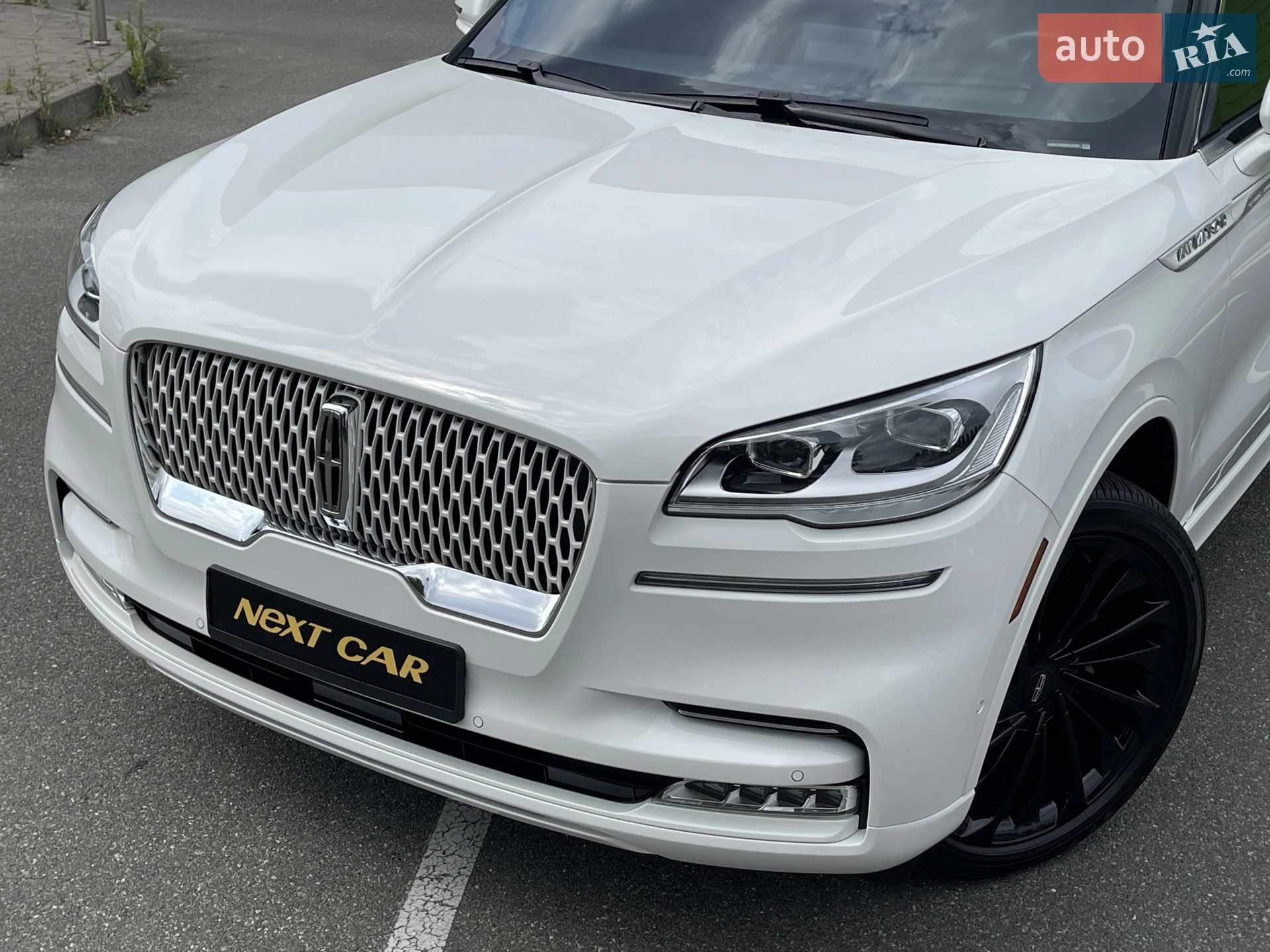 2020 Lincoln Aviator - мініатюра 3