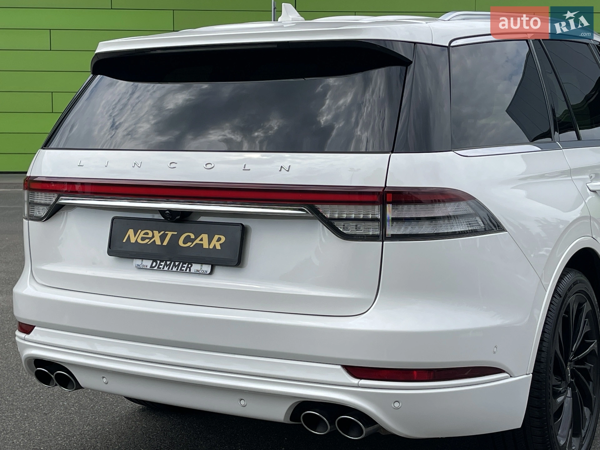 2020 Lincoln Aviator - мініатюра 8
